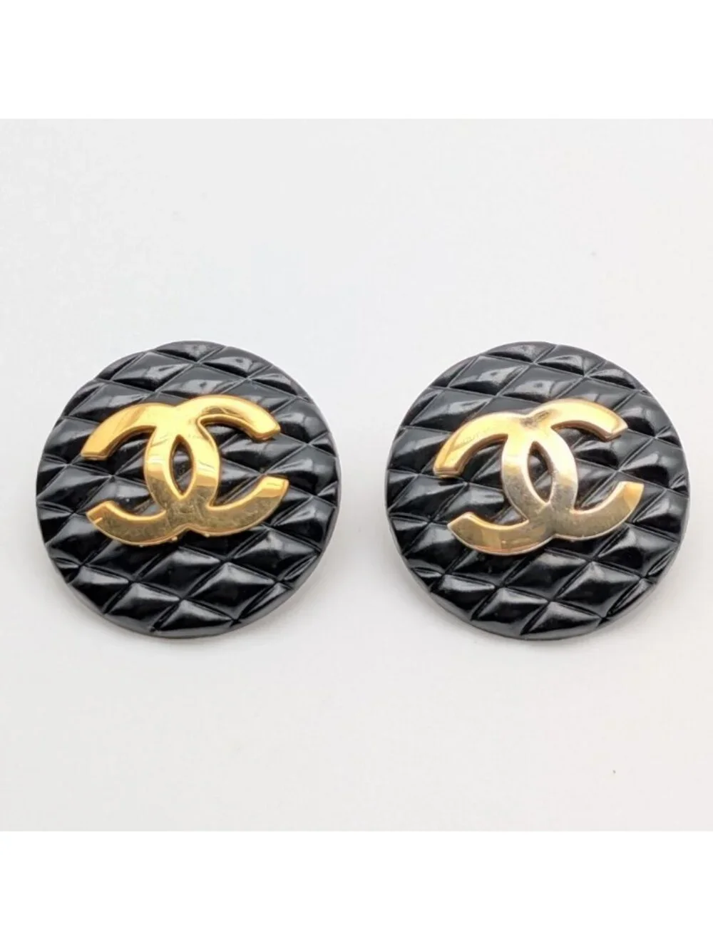 Chanel Earrings CC Logo Quilted Gold Black Round First Era Vintage